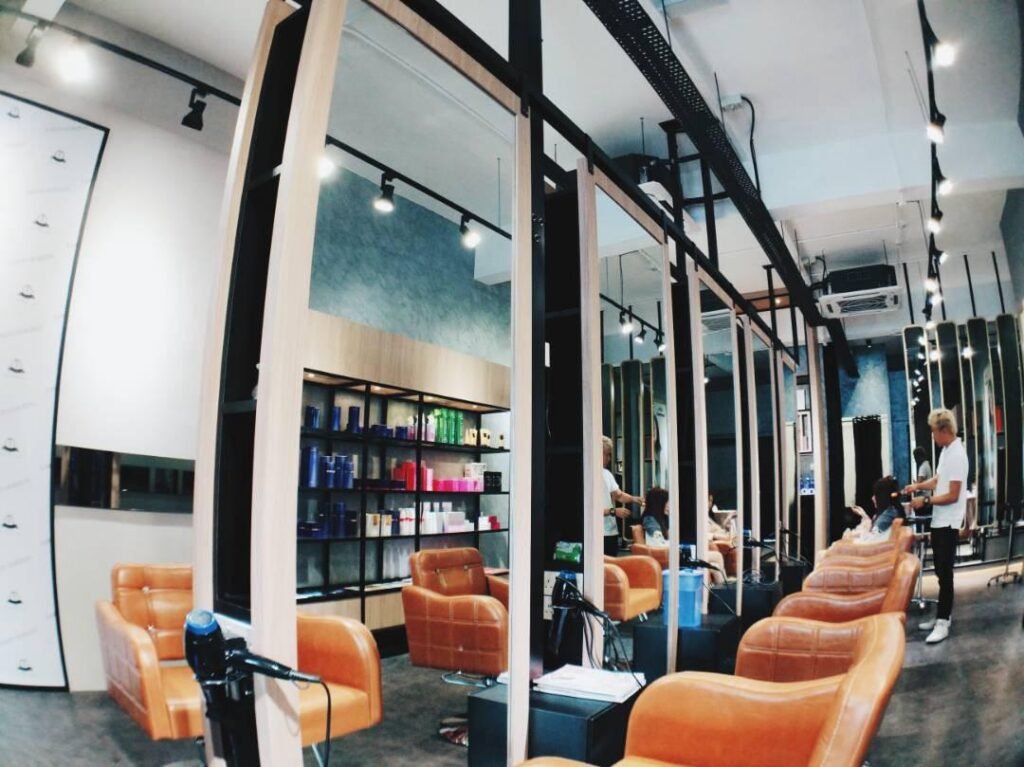 Bukit Indah to Austin, the Johor Bahru hair scene is buzzing: Smith’s creations are like works of art!