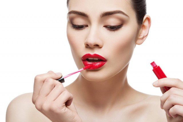 How to Choose Lipstick Color? They Reveal the Secrets to Stunning Lip Shades Even Pros Admire!